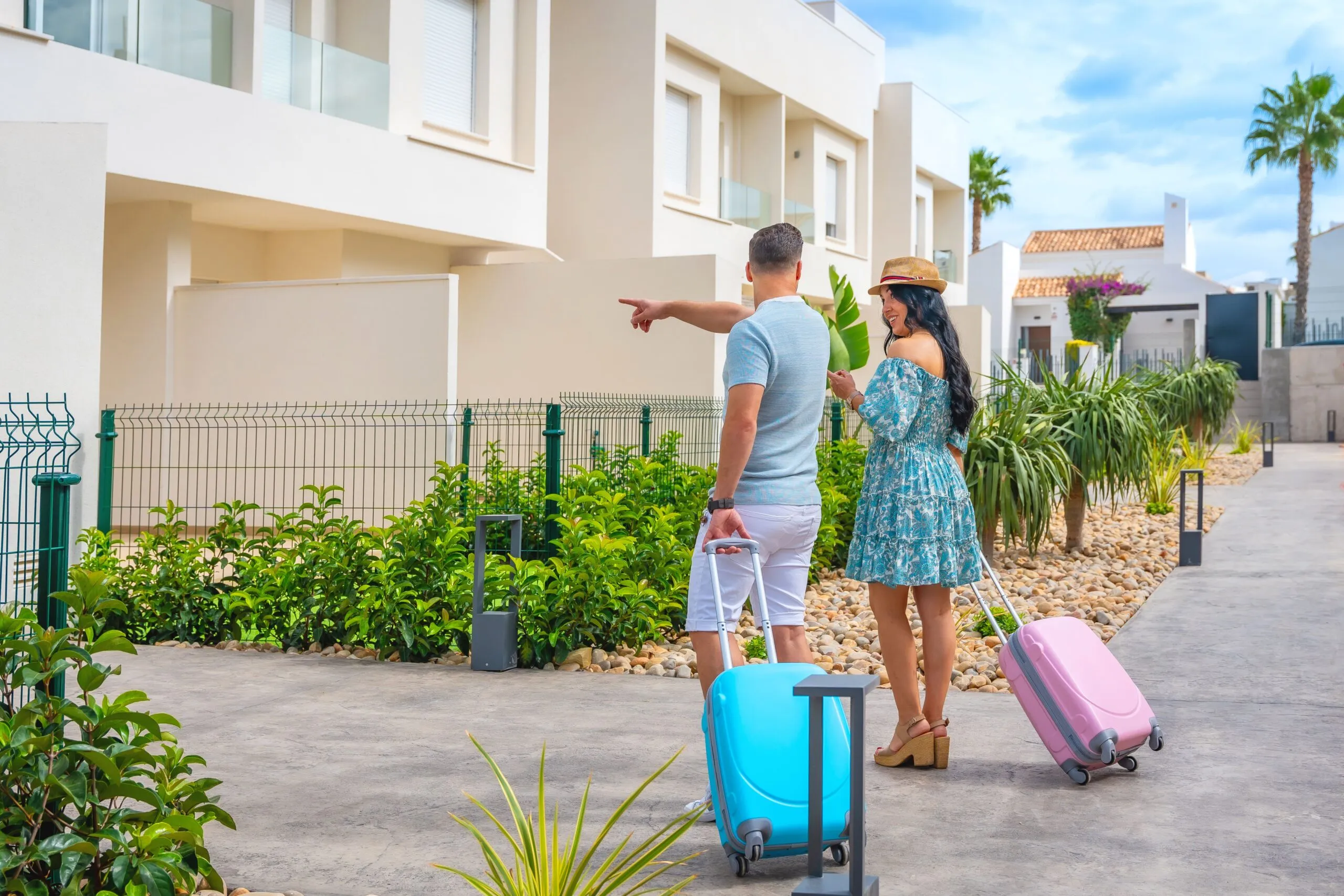 The Pros and Cons of Renting Out Your Timeshare Instead of Exiting