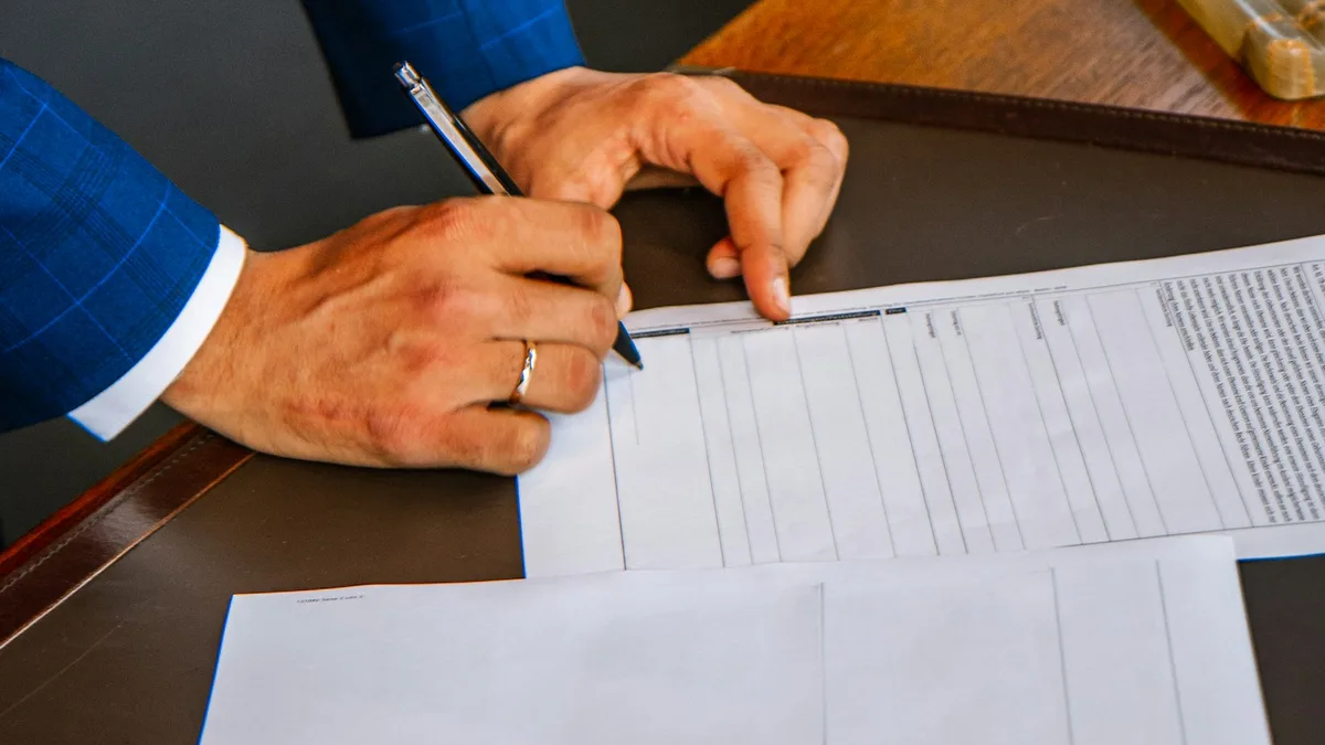 Transfer Timeshare Ownership: How It Works in the U.S.