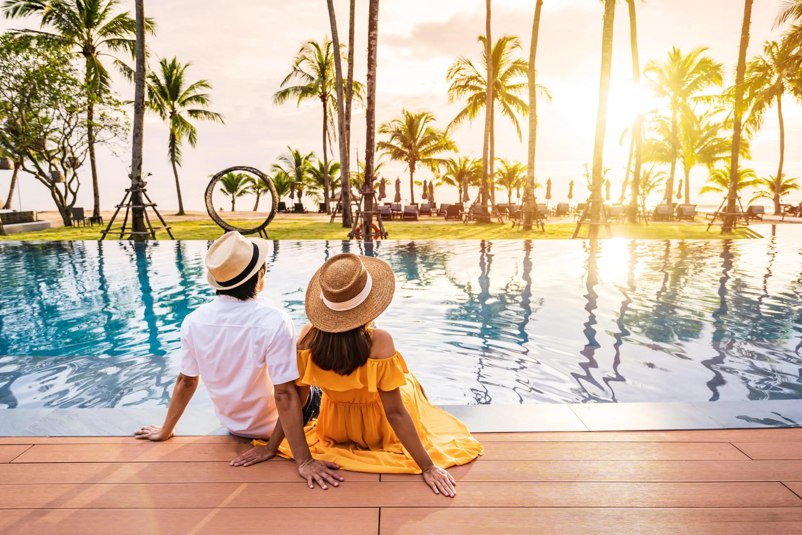 Timeshare Pros and Cons: Complete 2025 Ownership Guide