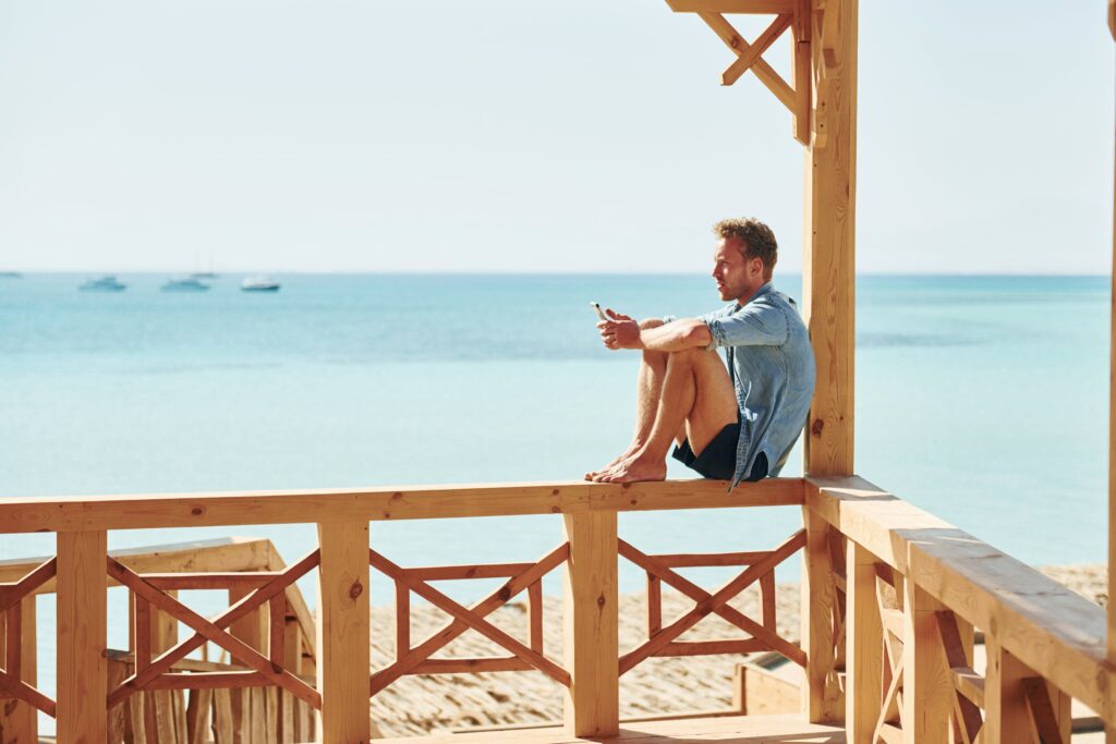 Timeshare Pros and Cons: Complete 2025 Ownership Guide