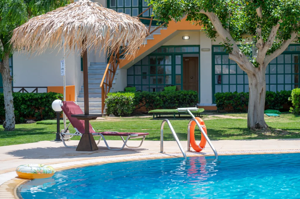 Hotel Krystal Cancun Review: Resort Guide & Exit Options