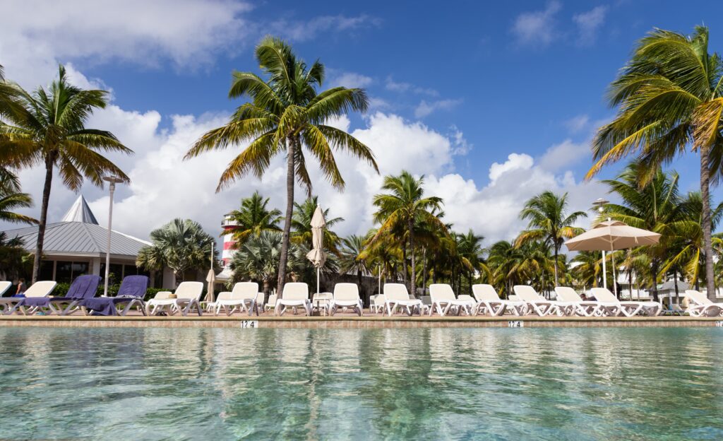 Are Timeshares Worth It? 2025 Cost & Exit Guide