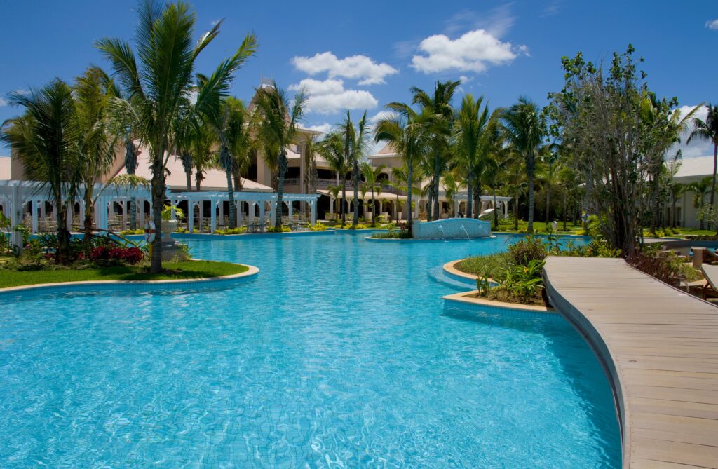 Are Timeshares Worth It? 2025 Cost & Exit Guide